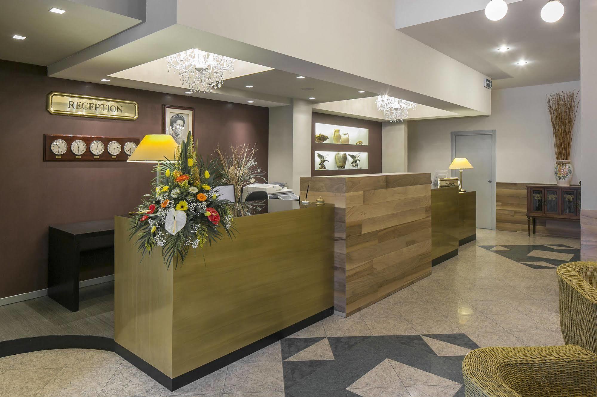 Hotel Falco D'Oro Tole Dış mekan fotoğraf